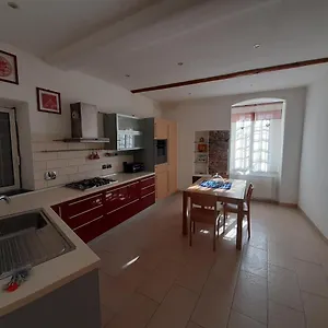  Appartement Giuggiolhouse